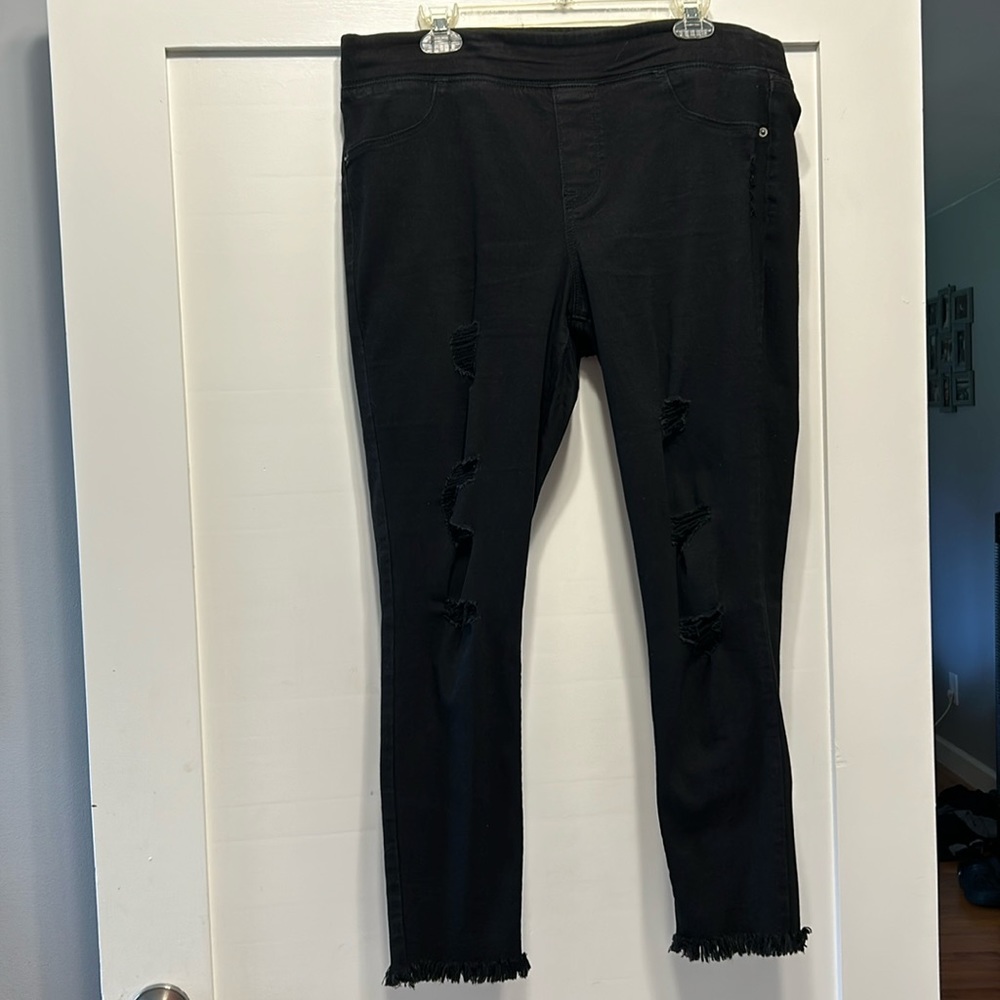 Old Navy Rockstar Skinny Black Ripped Jeans